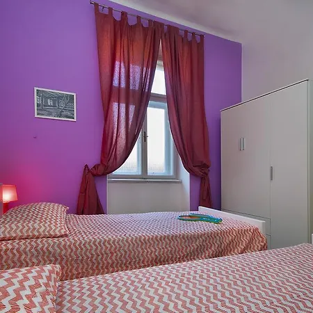 Pula City Center Big Apartment With Private Parking Exterior photo